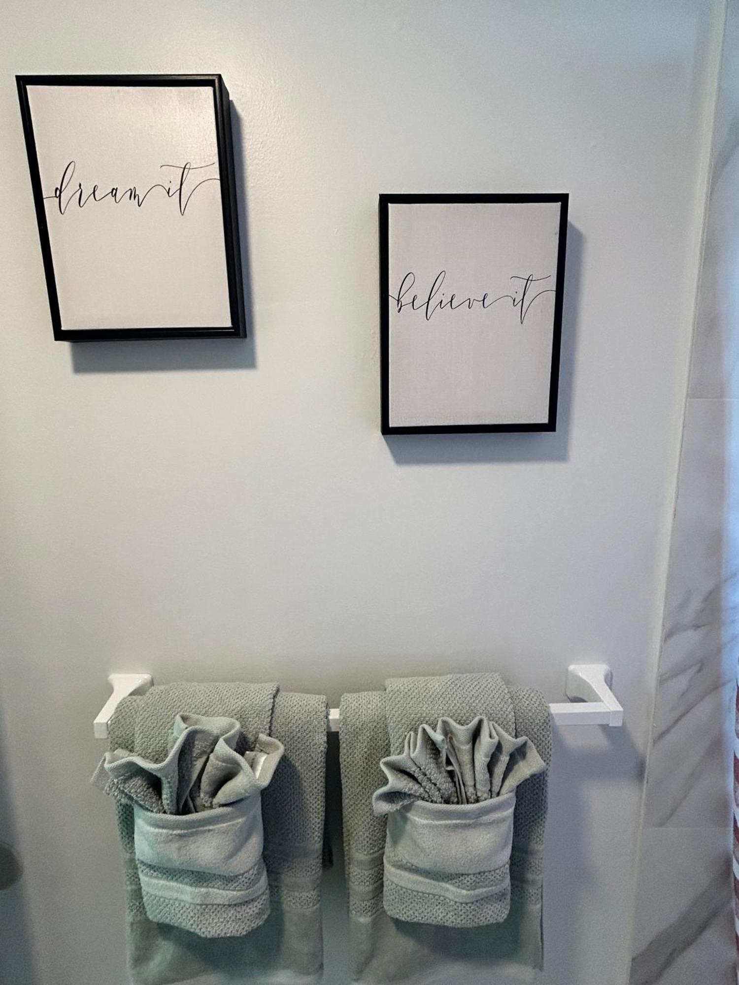 Apartment In Hollywood Close To Shops & Beach 110 المظهر الخارجي الصورة